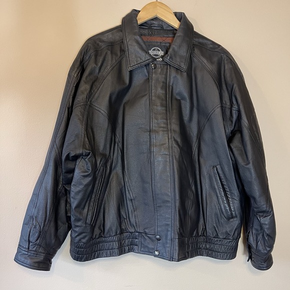 American Colors Other - VTG AMERICAN OUTERWEAR MEN XL BLACK LEATHER BOMBER JACKET/AVIATOR, MOTORCYCLE‎